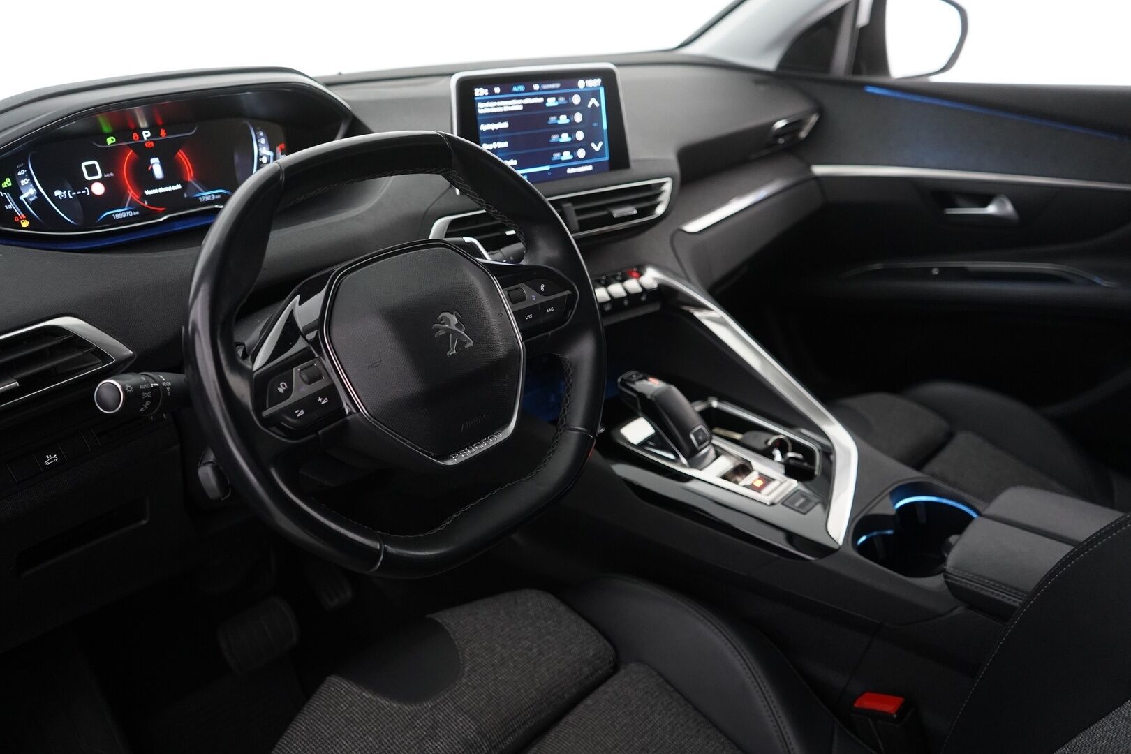 Peugeot 3008 2018 Allure BlueHDi 130 EAT8-automaatti *ACC / Koukku / Lohko+sisä / Tutkat / Puolinahka Sport-penkit muistilla* - Suomi-Auto / Kahdet vanteet / Jakopää tehty 2024 / Viimeisin huolto 177tkm