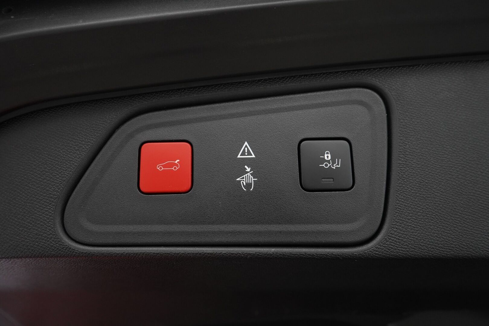 Peugeot 3008 2018 Allure BlueHDi 130 EAT8-automaatti *ACC / Koukku / Lohko+sisä / Tutkat / Puolinahka Sport-penkit muistilla* - Suomi-Auto / Kahdet vanteet / Jakopää tehty 2024 / Viimeisin huolto 177tkm