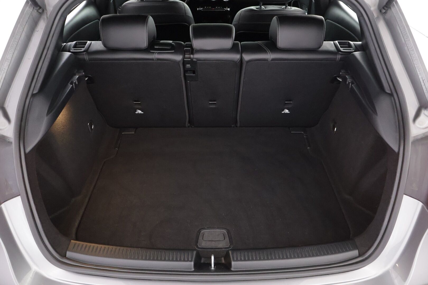 Mercedes-Benz A 2019 180 d A Business Style - Suomi-auto | P-kamera | LED | Digimittaristo | Vakkari | 