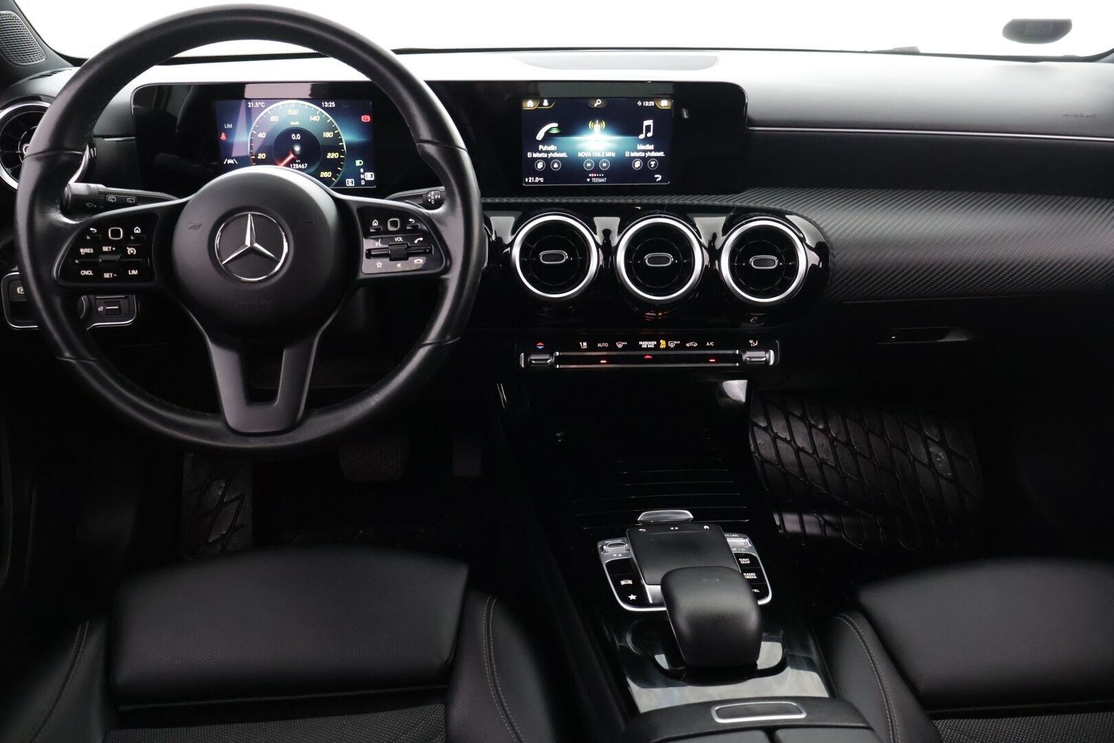 Mercedes-Benz A 2019 180 d A Business Style - Suomi-auto | P-kamera | LED | Digimittaristo | Vakkari | 