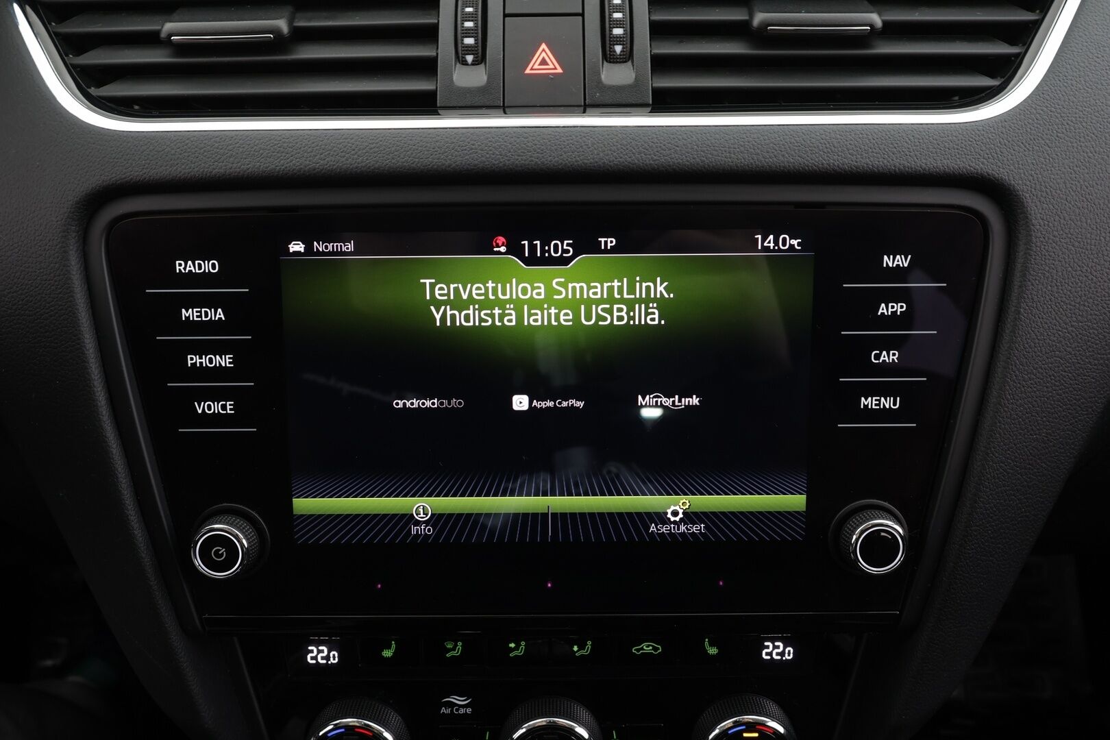 Skoda Octavia 2019 1,5 TSI Style * Webasto / ACC / LED / P.kamera / Navi / Kaistavahti / Katveavustin / Keyless * - Suomi-auto / Kahdet renkaat