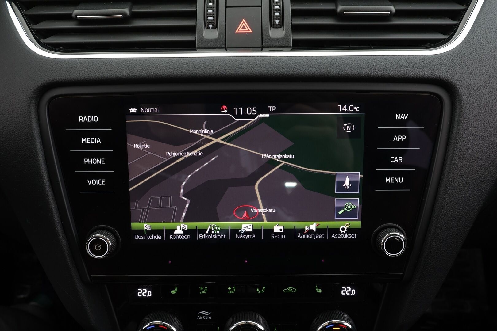 Skoda Octavia 2019 1,5 TSI Style * Webasto / ACC / LED / P.kamera / Navi / Kaistavahti / Katveavustin / Keyless * - Suomi-auto / Kahdet renkaat