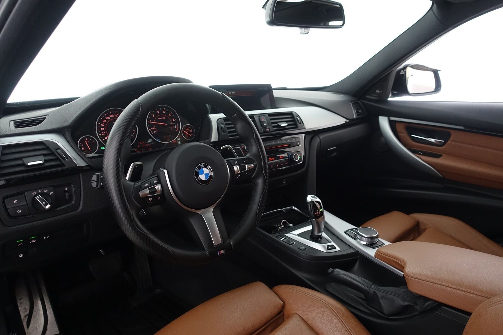 BMW 330 2017 330e iPerformance M-Sport Sedan - H&K | HUD | ACC | Keyless | Kattoluukku | AppleCarPlay | Prof.Navi | 