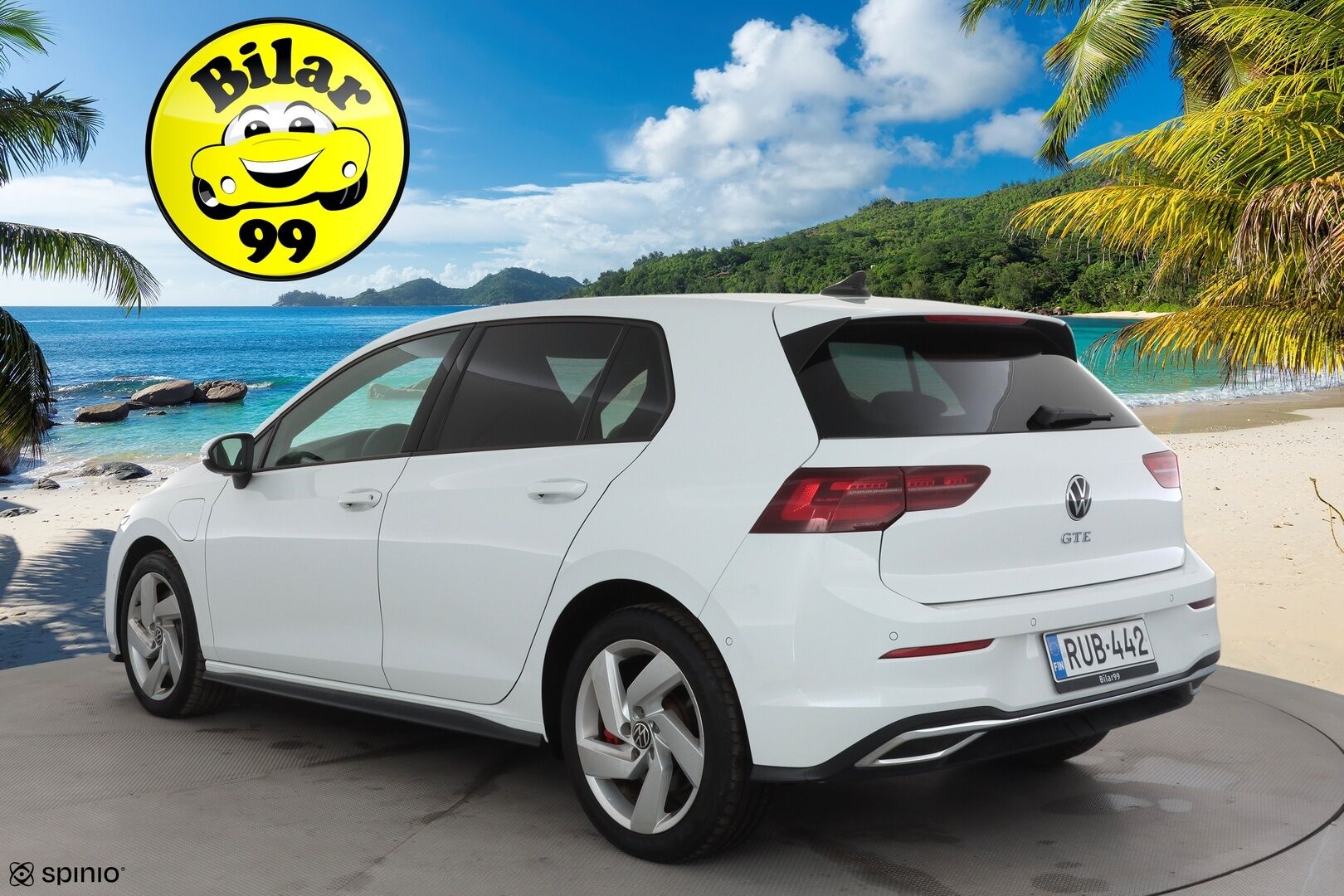 Volkswagen Golf 2023 GTE 180 kW (PHEV) DSG * ACC / HUD / Webasto / Kattoluukku / Sporttipenkit / P.kamera / IQ.Light / Keyless / Navi * - Suomi-auto / Kahdet renkaat aluvanteilla 