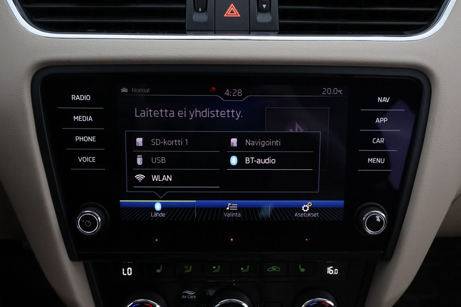 Skoda Octavia 2019 Combi 1,6 TDI Style DSG Autom. - Suomiauto / Webasto / Adapt.Vakkari / Canton Premium Sound / Peruutuskamera / Vaaleat Puolinahat / Huippuvarusteet!