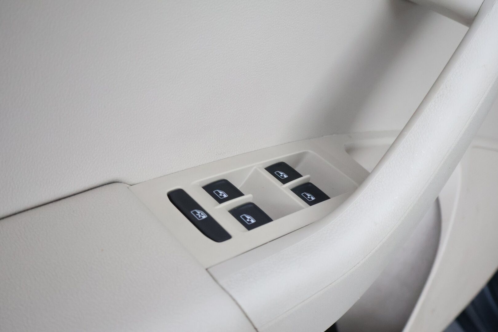 Skoda Octavia 2019 Combi 1,6 TDI Style DSG Autom. - Suomiauto / Webasto / Adapt.Vakkari / Canton Premium Sound / Peruutuskamera / Vaaleat Puolinahat / Huippuvarusteet!
