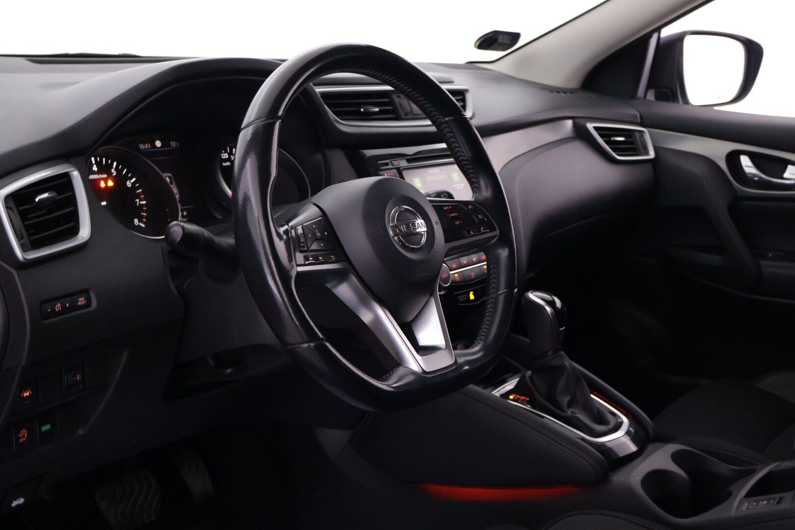 Nissan Qashqai 2019 DIG-T 160 N-Connecta 2WD DCT, NNC - | 360-Kamera | Kaistavahti | Vakkari | Navi | Koukku | Lohko+sis.Lämmitin | Suomi-auto | 2X Renkaat | Juuri huollettu |