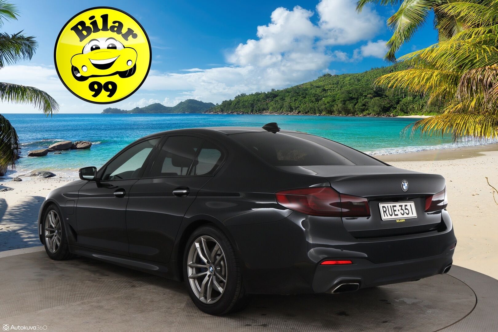 BMW 530 2018 G30 Sedan 530e A Charged Edition M Sport / Adapt.LED / 360-kamera / HUD / Blis / Hifi - Nahka sportti-penkit / Täydellä M-sport paketilla / Seuraava huolto 10/2026