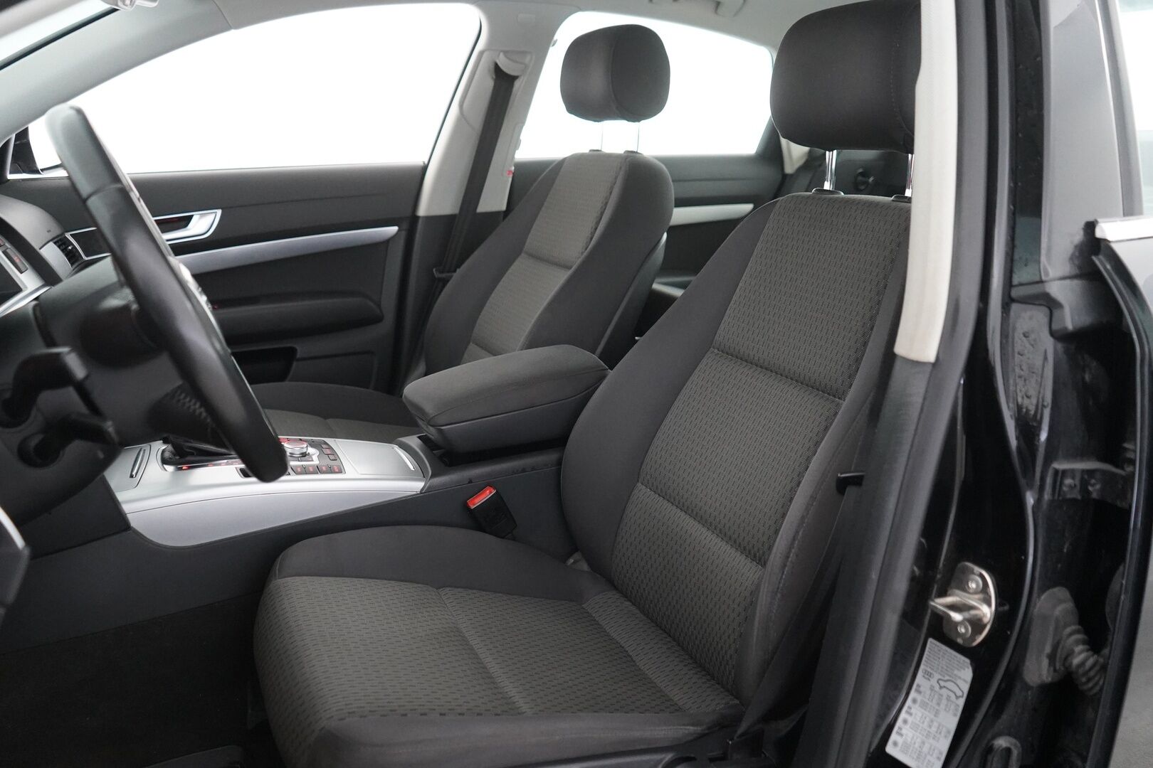 Audi A6 2010 Sedan S line Business 2,0 TDI (DPF) multitronic - Myydään huutokaupat.com