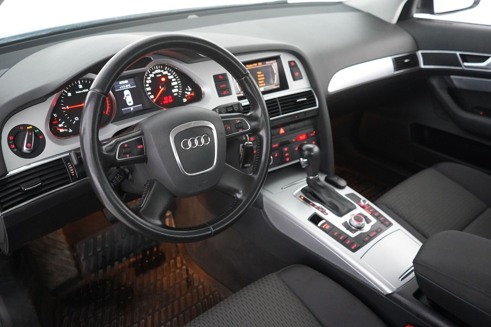 Audi A6 2010 Sedan S line Business 2,0 TDI (DPF) multitronic - Myydään huutokaupat.com