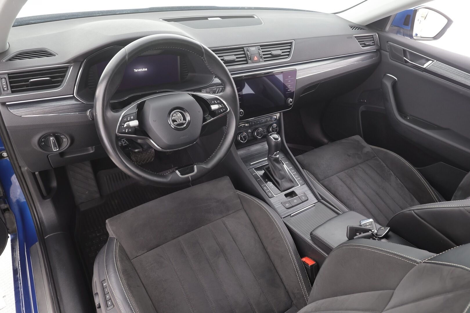 Skoda Superb 2021 Combi 1,5 TSI ACT Style DSG Autom. - | ACC | Webasto | Koukku | Muistipenkit | Matrix-LED | Canton | Keyless | Puolinahat | Apple&Android | Suomi-auto | Kahdet Renkaat |