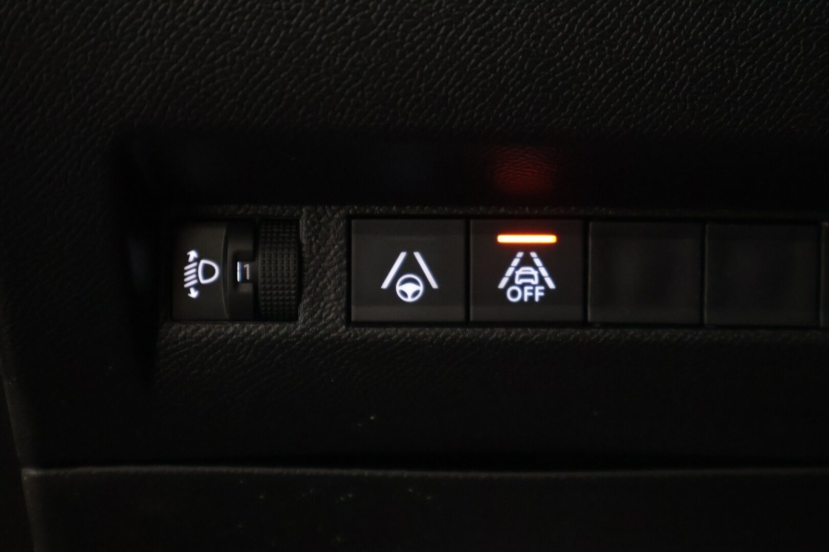 Peugeot 2008 2021 Allure Pack 210 Anniversary PureTech 130 EAT8-automaatti