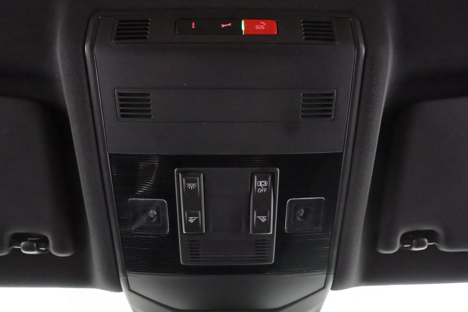 Volkswagen T-Cross 2021 R-Line 1,5 TSI 110 kW DSG * ACC / LED / Beats / Appconnect / keyless / P.Kamera * - 1.Om Suomi-auto / Kahdet renkaat