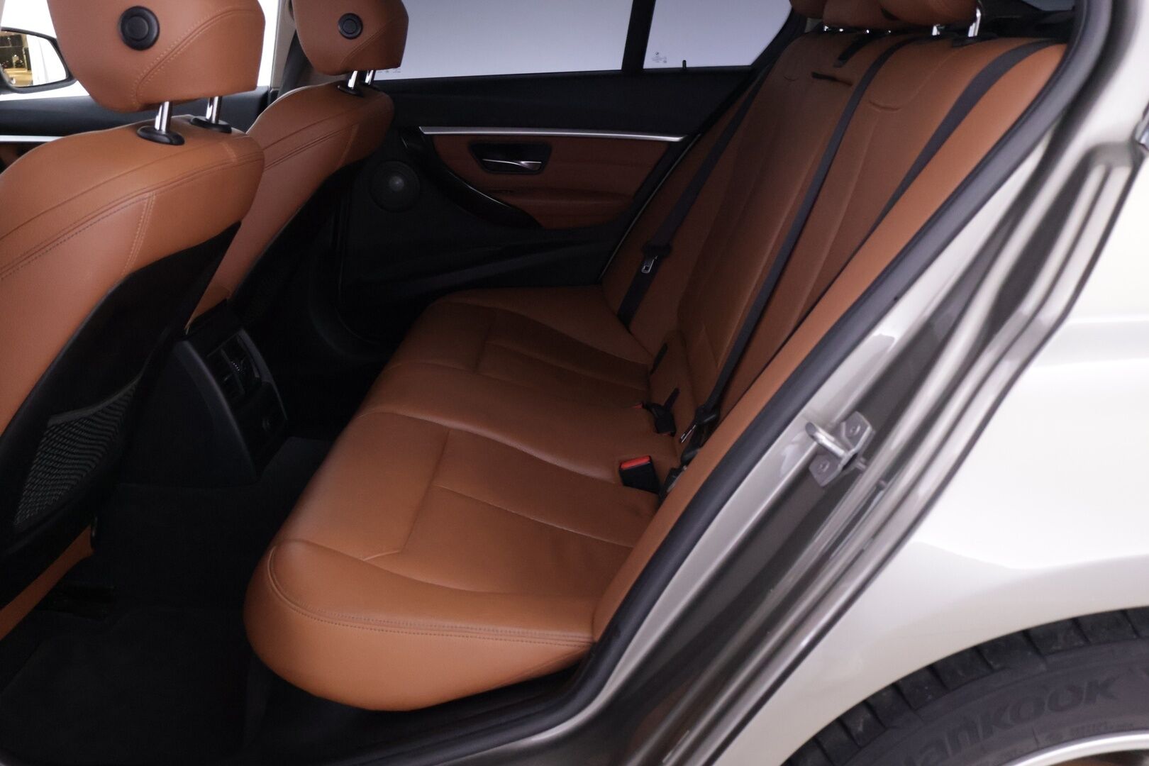BMW 330 2016 e iPerformance - | ACC | Harman/Kardon | Konjakit Sähkösäädöillä | Kuskilla Muisti | Ambient Light | Adaptive LED | Kaistavahti | BLIS | KeyLess | P.Kamera | 360 Tutkanäkymä | 