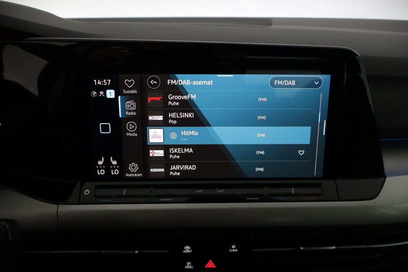 Volkswagen Golf 2020 First Edition 1,5 eTSI 110 kW (MHEV) DSG-automaatti * / Webasto / Acc / Ratinlämmitin / Ambient / Digi / 2x loistavat renkaat / * - Kahdet huippukunnossa olevat renkaat / Webasto kaukkarilla / Upea yksilö / 