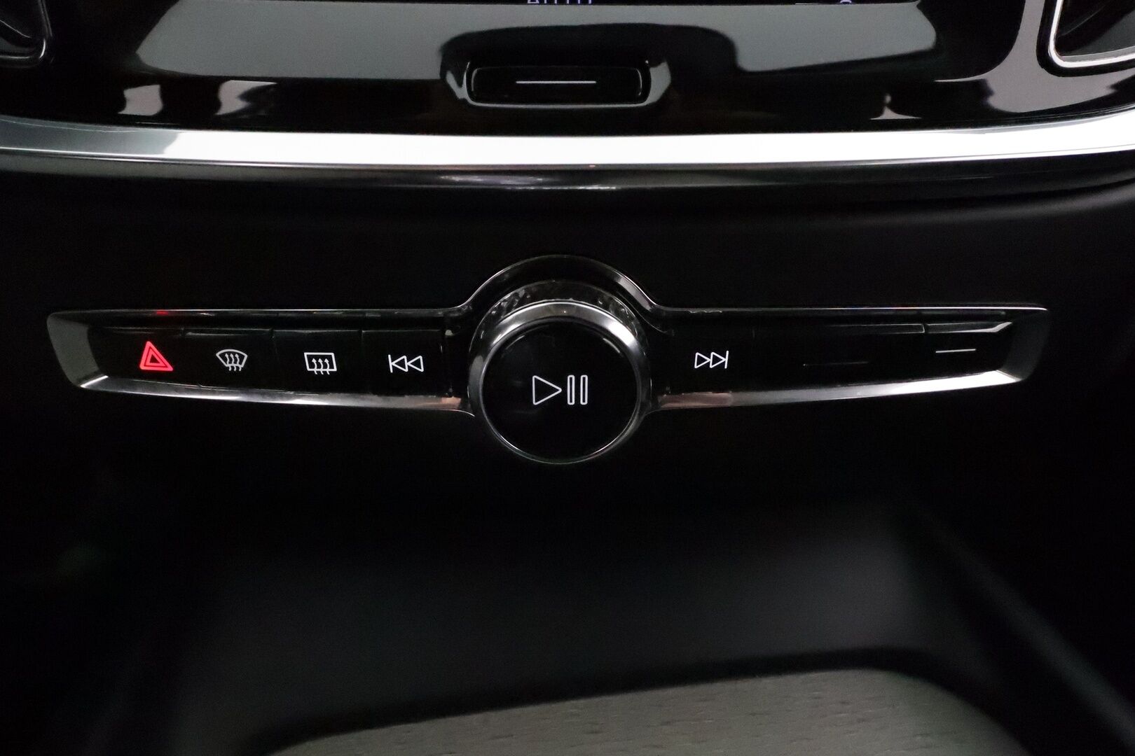 Volvo V60 2021 B5 AWD MHEV Business Inscription aut - 1Om Suomiauto / Webasto / Adapt.Vakkari / High Perf Audio / 360-Kamera / Full LED / Nahkasisusta / Supervarusteet! - HULLUT JOULUT KORKOTARJOUS 2,49% 