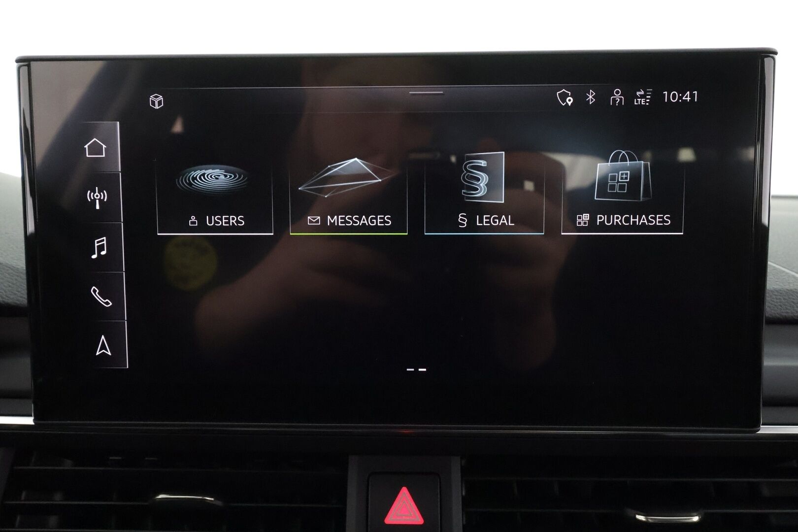 Audi A4 2020 Avant Business Advanced Comfort Edition 35 TFSI 110 kW MHEV S tronic * ACC / Webasto / Koukku / Matrix LED * - 1.Om Suomi-auto / Kahdet renkaat aluvanteilla