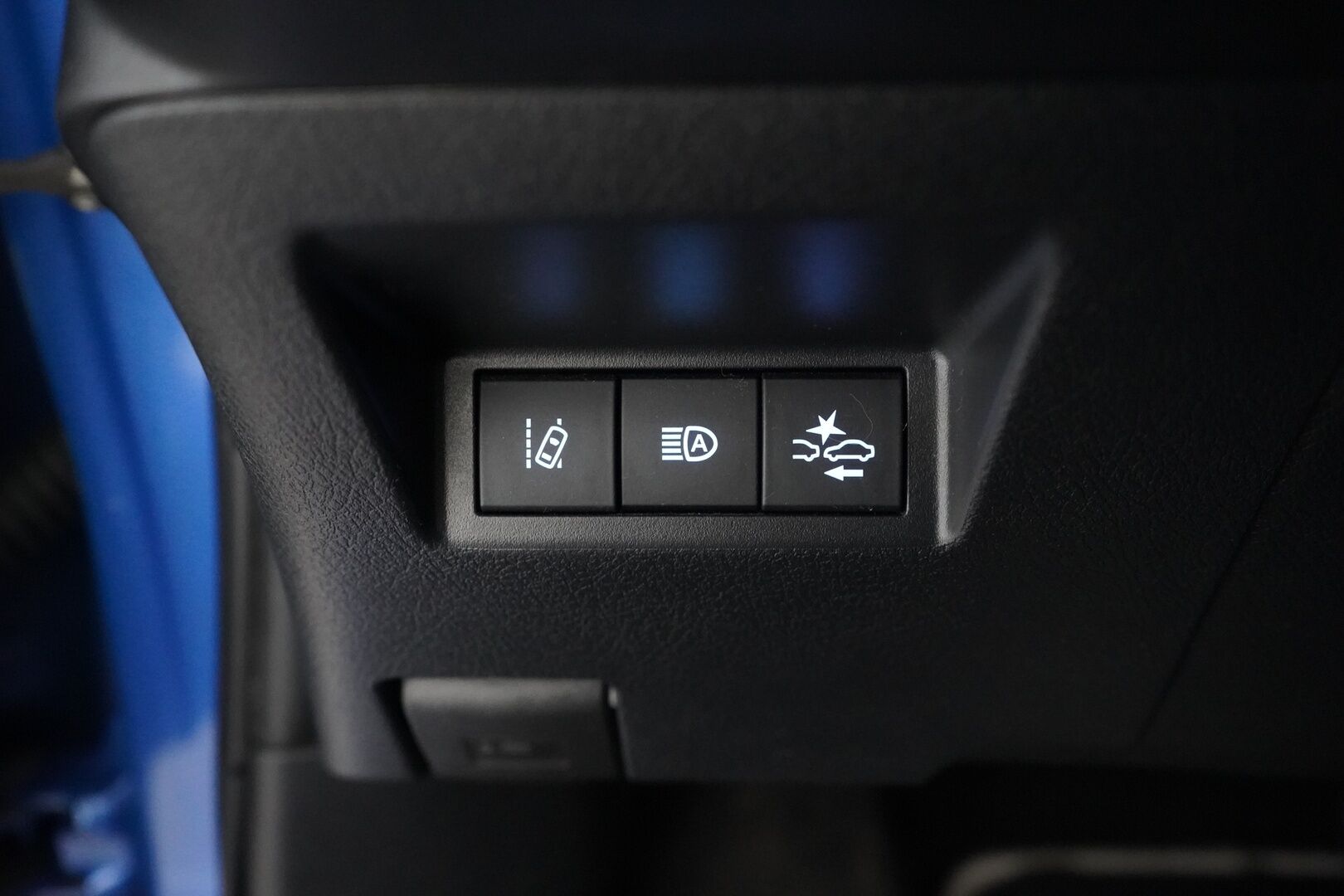 Toyota Yaris 2020 1,5 Hybrid Y20 Edition - Kamera | Lohko+sisä | Kaistavahti | Navi | Vakionopeudensäädin | Kahdet OEM vanteet | Suomi-auto | Merkkihuollettu | Katsastettu ja huollettu toukokuussa