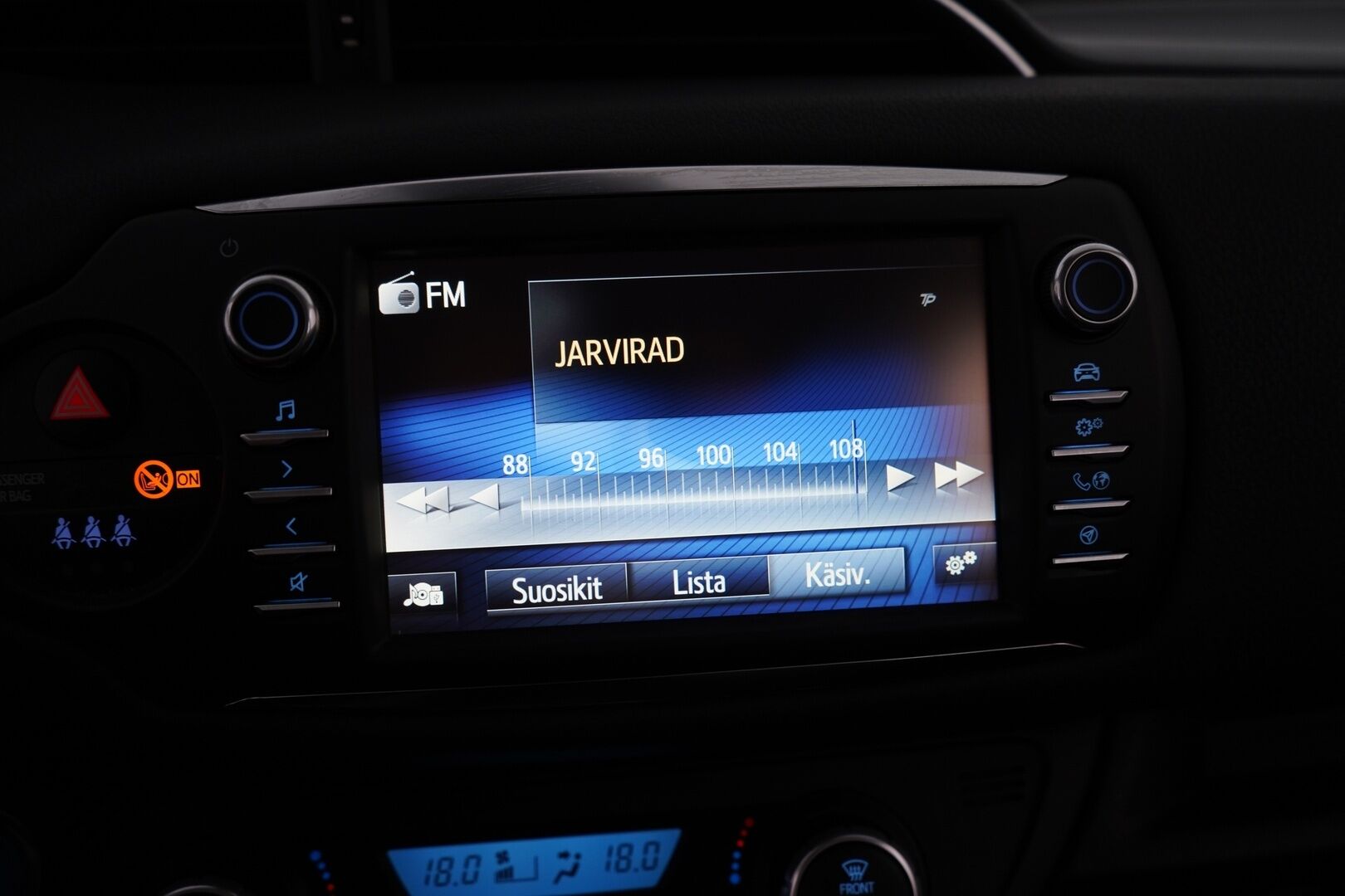 Toyota Yaris 2020 1,5 Hybrid Y20 Edition - Kamera | Lohko+sisä | Kaistavahti | Navi | Vakionopeudensäädin | Kahdet OEM vanteet | Suomi-auto | Merkkihuollettu | Katsastettu ja huollettu toukokuussa
