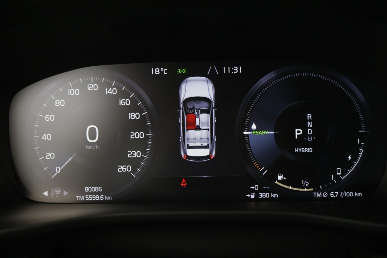 Volvo XC40 2021 T5 TwE Business R-Design aut - ACC | Vetokoukku | Digimittaristo | BLIS | Carplay | Peruutuskamera | Lämmitettävä ohjauspyörä | Muistipenkki |