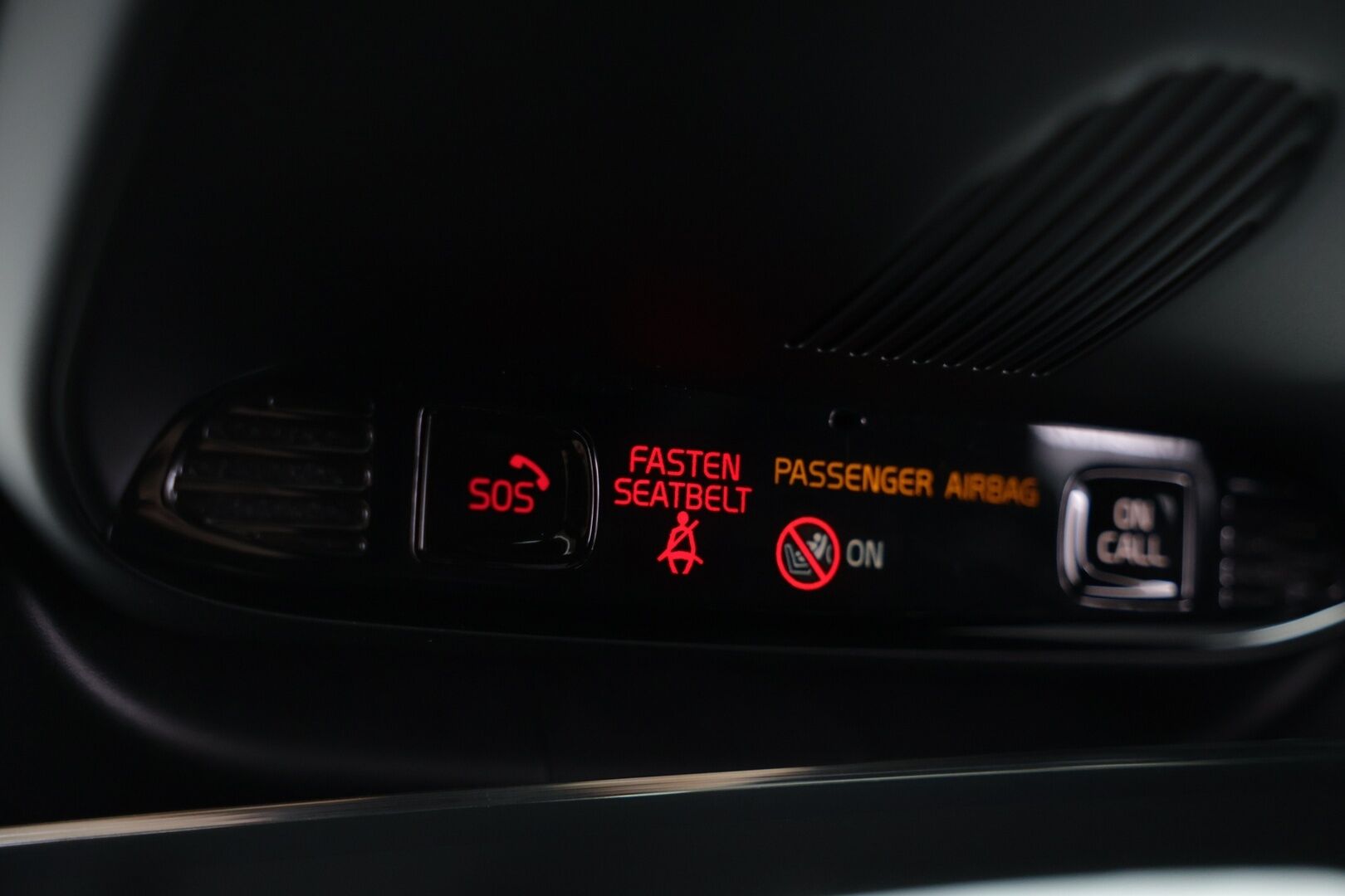 Volvo XC40 2021 T5 TwE Business R-Design aut - ACC | Vetokoukku | Digimittaristo | BLIS | Carplay | Peruutuskamera | Lämmitettävä ohjauspyörä | Muistipenkki |