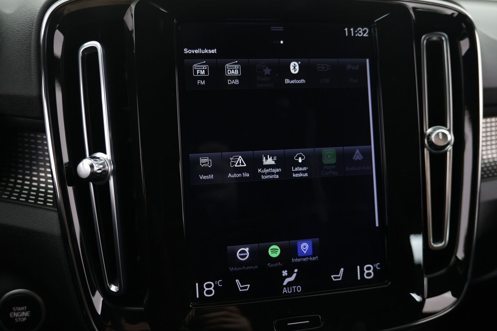Volvo XC40 2021 T5 TwE Business R-Design aut - ACC | Vetokoukku | Digimittaristo | BLIS | Carplay | Peruutuskamera | Lämmitettävä ohjauspyörä | Muistipenkki |
