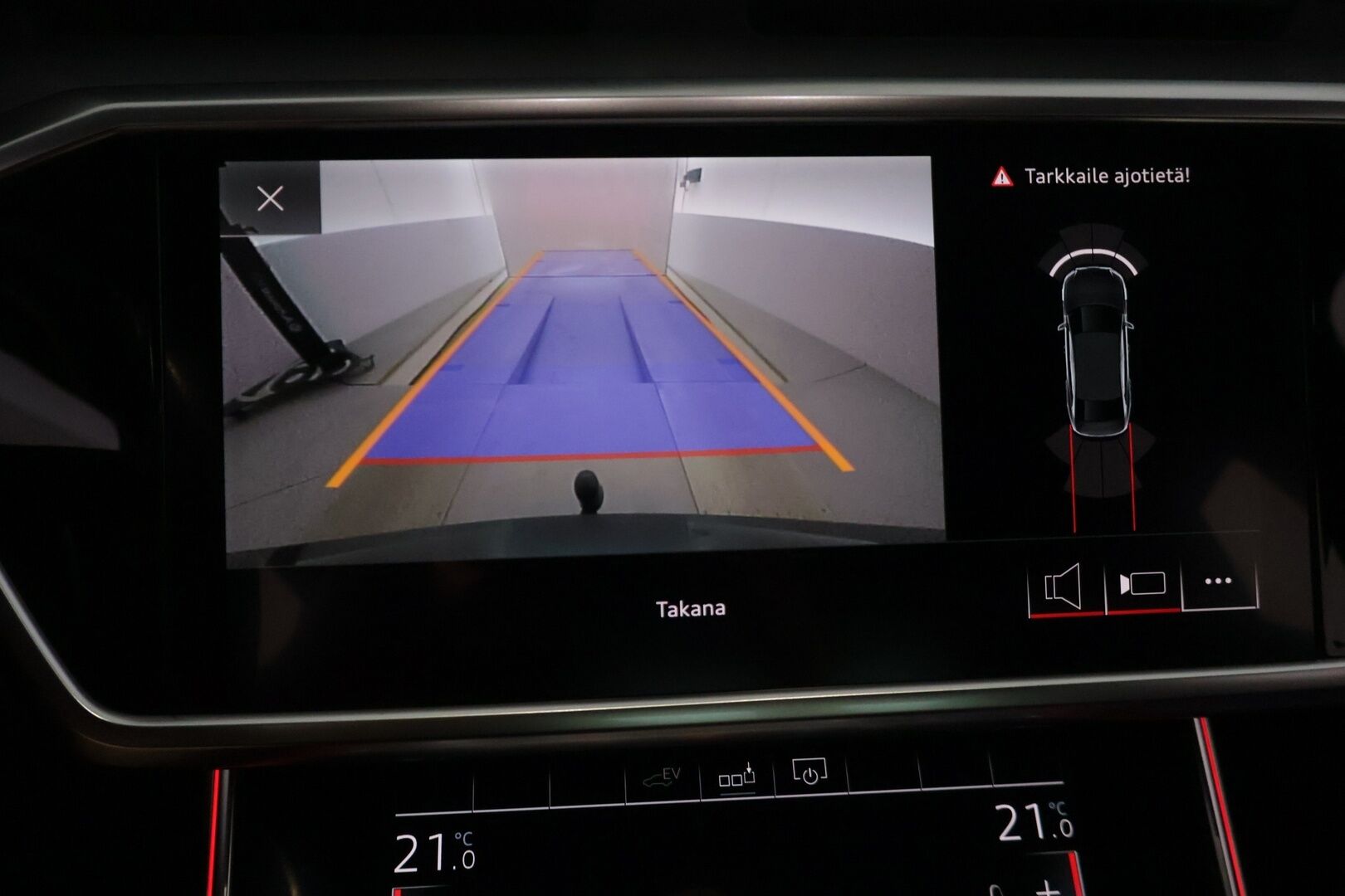 Audi A6 2020 Sedan Business Sport 55 TFSIe Quattro S tronic S Line - Suomi-auto | Bang&Olufsen | P.kamera | Tikatut nahat | Vetokoukku | Muistipenkkit | Carplay | SoH 88,7% 