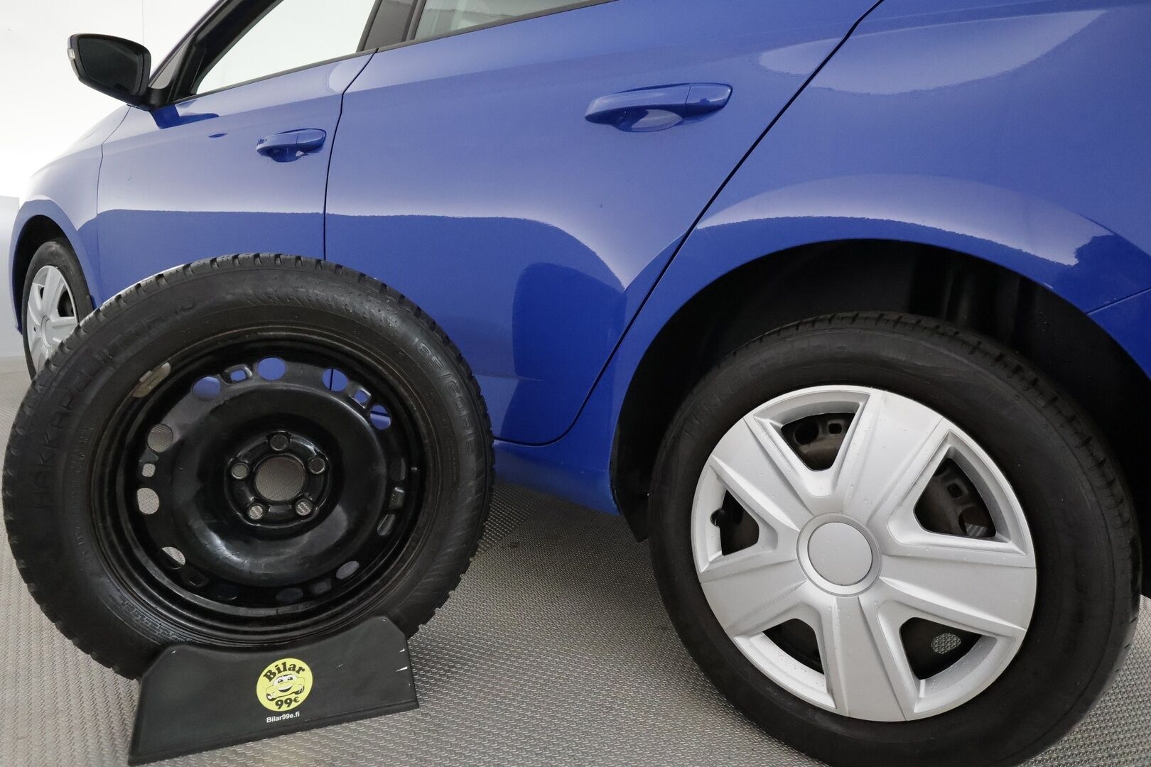 Skoda Fabia 2020 1,0 TSI 95 Active **Suomi-auto / Radio / ALV / 2xRenkaat / Lohkolämmitin** - Ilmastointi