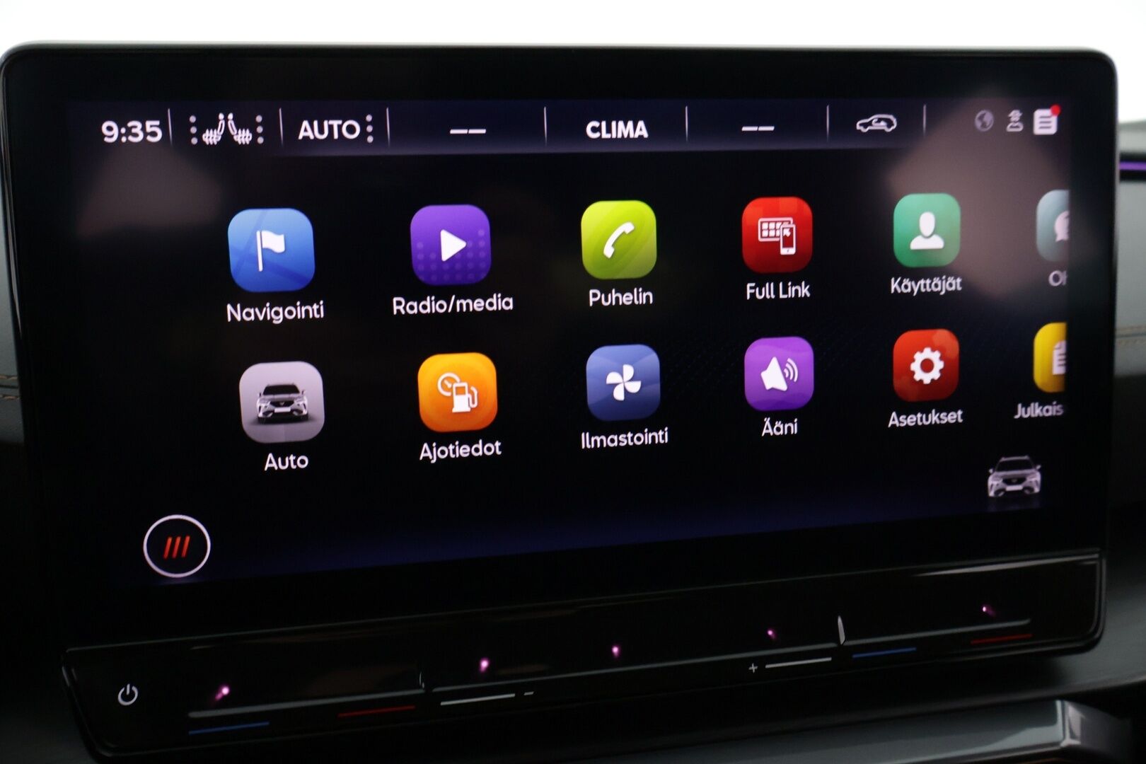 Cupra Formentor 2021 VZ 2,0 TSI 228 kW 4Drive DSG - ACC / Beats Audio / Keyless / 2x Renkaat + vanteet