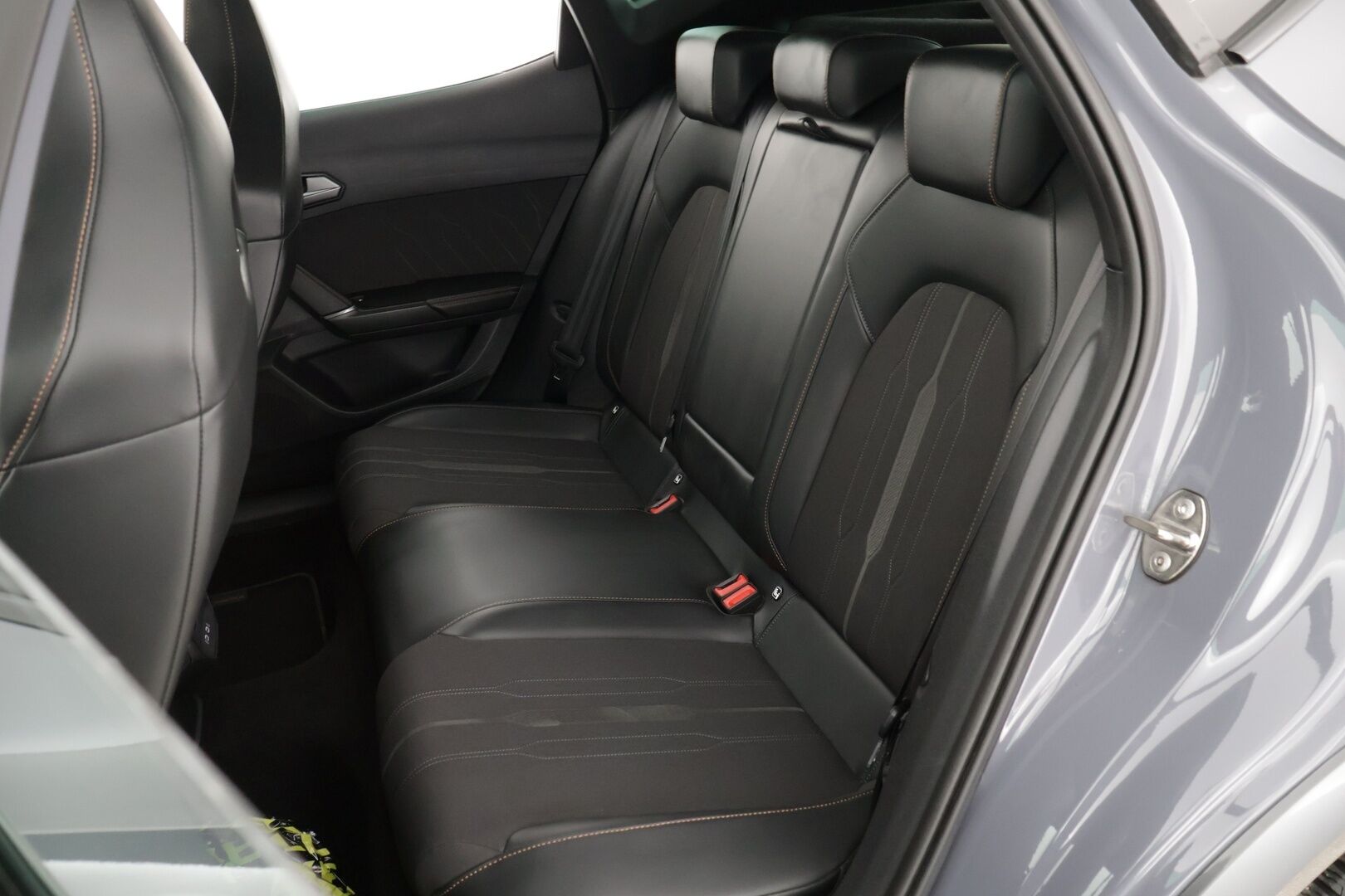 Cupra Formentor 2021 VZ 2,0 TSI 228 kW 4Drive DSG - ACC / Beats Audio / Keyless / 2x Renkaat + vanteet