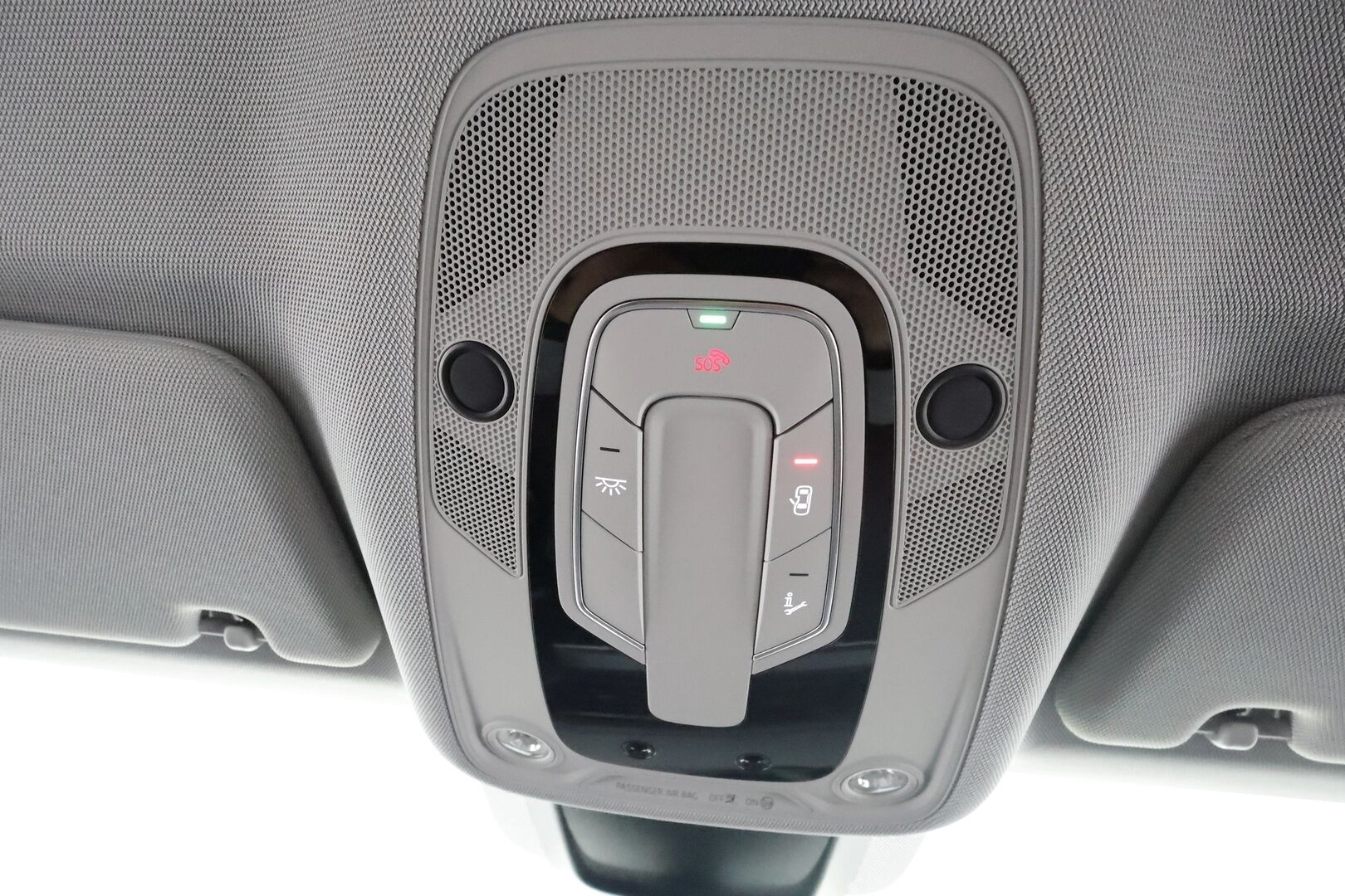 Audi e-tron 2021 50 Quattro Edition Advanced *Sporttipenkit / Kamera / LED / Kaistavahti / Navi* - Suomi-auto 1. omistajalta / Kahdet Audin vanteet / Juuri huollettu / Soh 90,67%