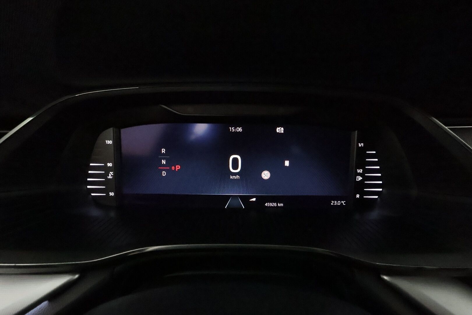 Skoda Octavia 2021 Combi 2,0 TDI 150 Style DSG Autom. **Adapt.vakkari / Webasto / Matrix LED / Muistipenkki / P.kamera / Puolinahat / KeylessGo** - 1.Om Suomi-auto / Kahdet renkaat aluvanteilla / Digimittaristo / Ratinlämmitin / Suksiluukku / Sähköluukku