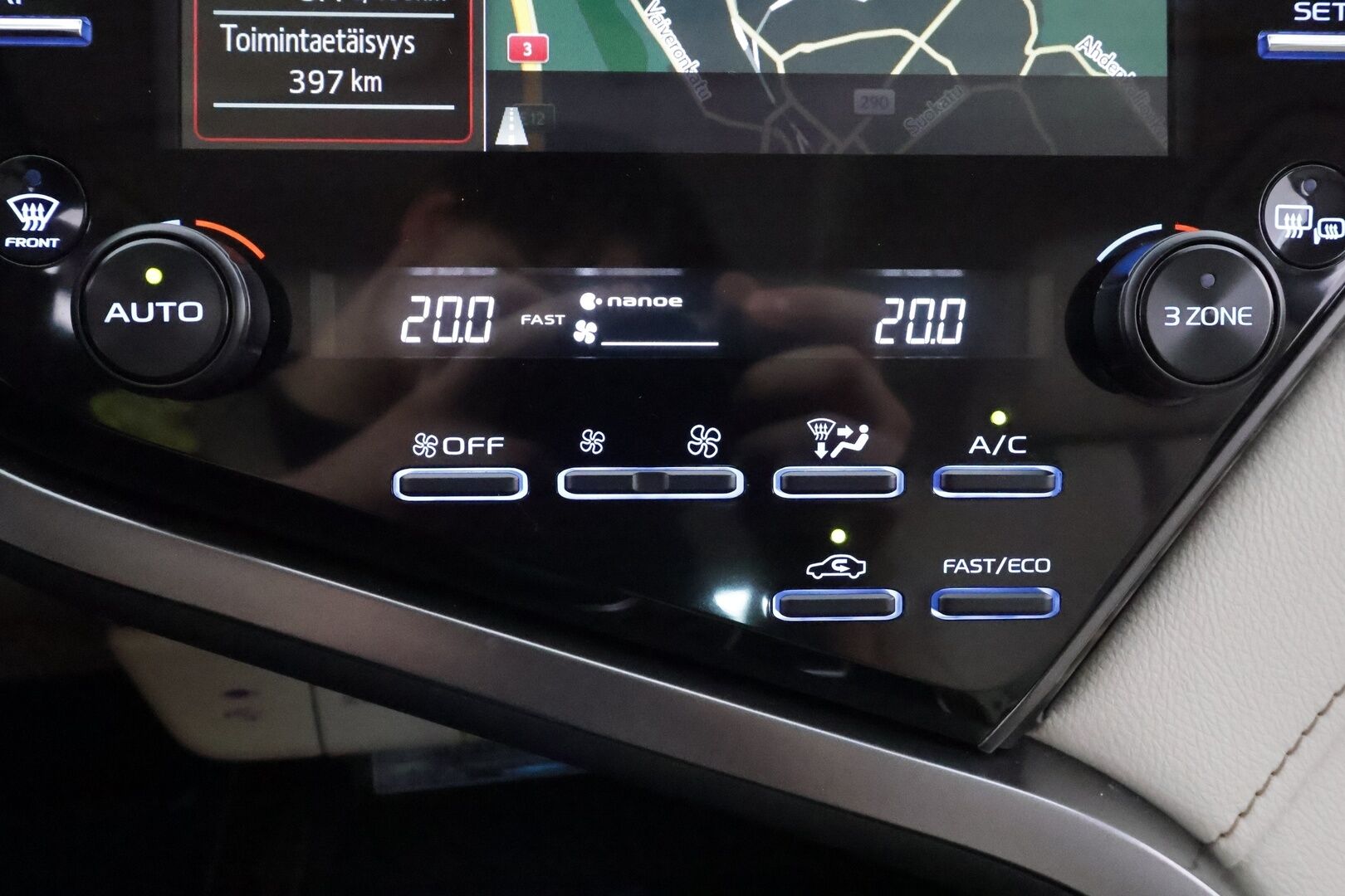 Toyota Camry 2021 2,5 Hybrid Premium Business - 1Om Suomiauto | JBL Audio | HUD | ACC | Peruutuskamera | Merkkihuollot | Vaalea Nahkasisusta | Lohko&Sisäp. | SUPERVARUSTEET!