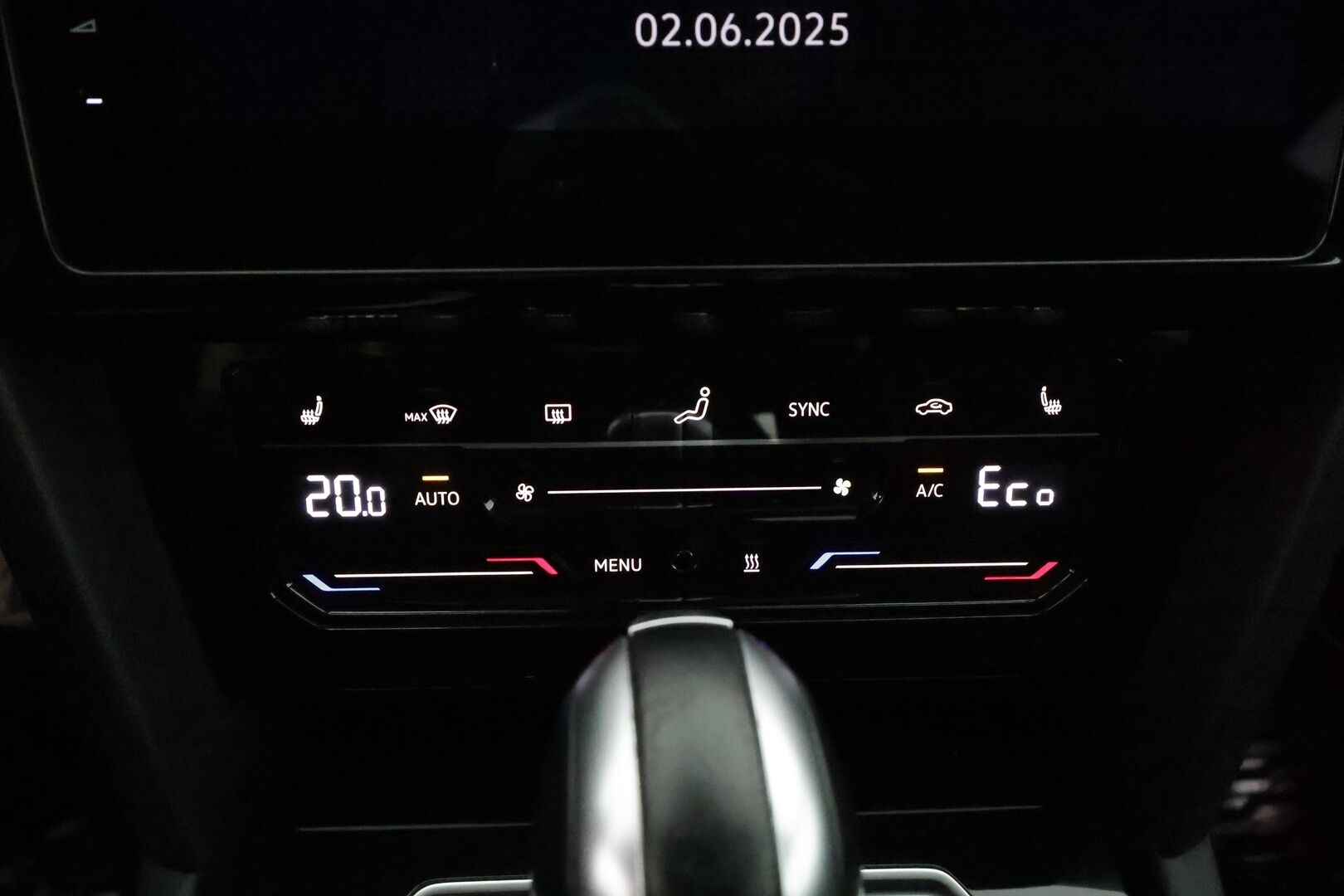 Volkswagen Arteon 2021 Shooting Brake R-Line eHybrid 160 kW DSG-automaatti - Suomiauto / Webasto / Matrix LED / Adapt.Vakkari / HUD / 360-Kamera / Nahka-Alcantara / Facelift / Huippuvarusteet!