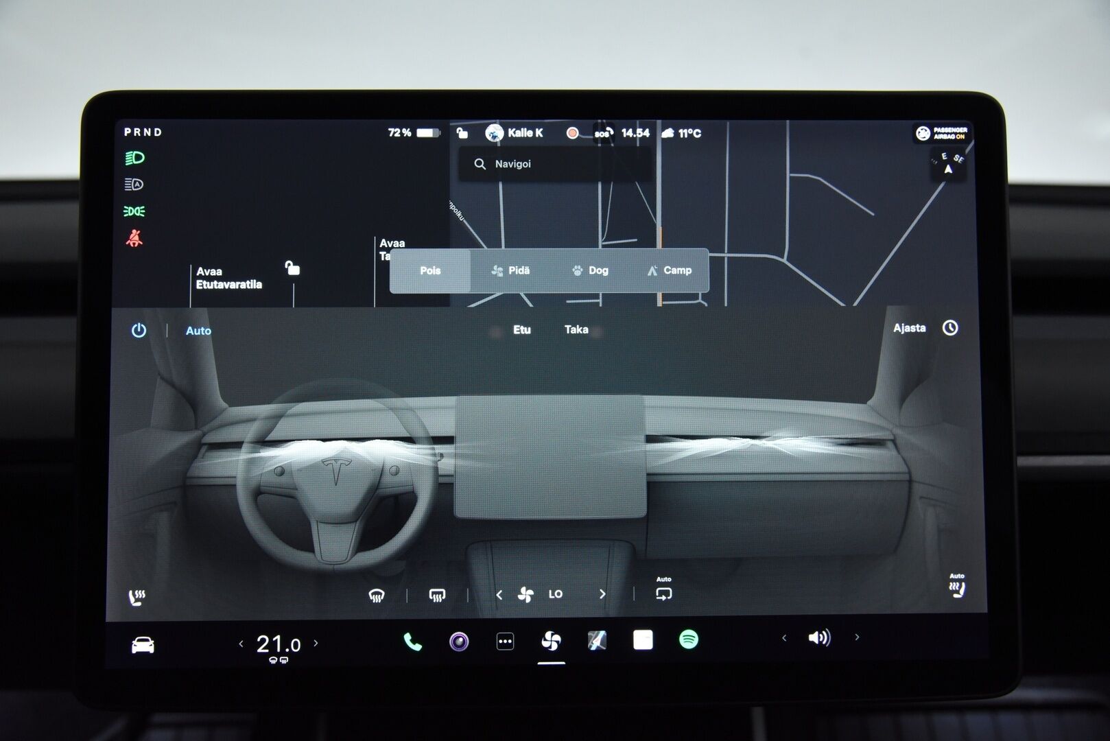 Tesla Model 3 2019 Long-Range Dual Motor AWD / Autopilot / P-Kamera / Premium Audio / Nahat / Lasikatto / Autopilot / - Kahdet renkaat omilla aluvanteilla / Akku kuntotarkistettu