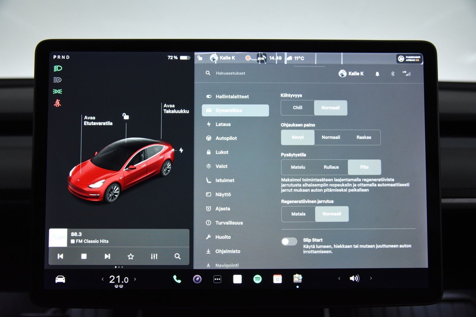 Tesla Model 3 2019 Long-Range Dual Motor AWD / Autopilot / P-Kamera / Premium Audio / Nahat / Lasikatto / Autopilot / - Kahdet renkaat omilla aluvanteilla / Akku kuntotarkistettu