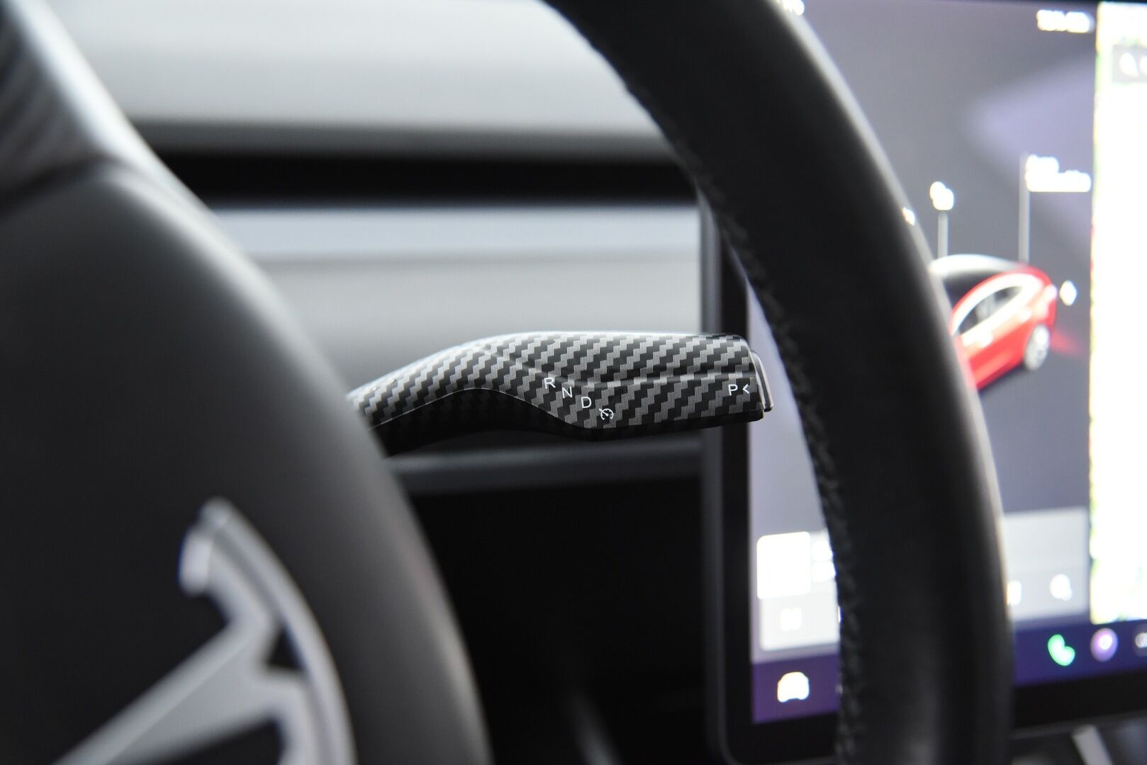 Tesla Model 3 2019 Long-Range Dual Motor AWD / Autopilot / P-Kamera / Premium Audio / Nahat / Lasikatto / Autopilot / - Kahdet renkaat omilla aluvanteilla / Akku kuntotarkistettu