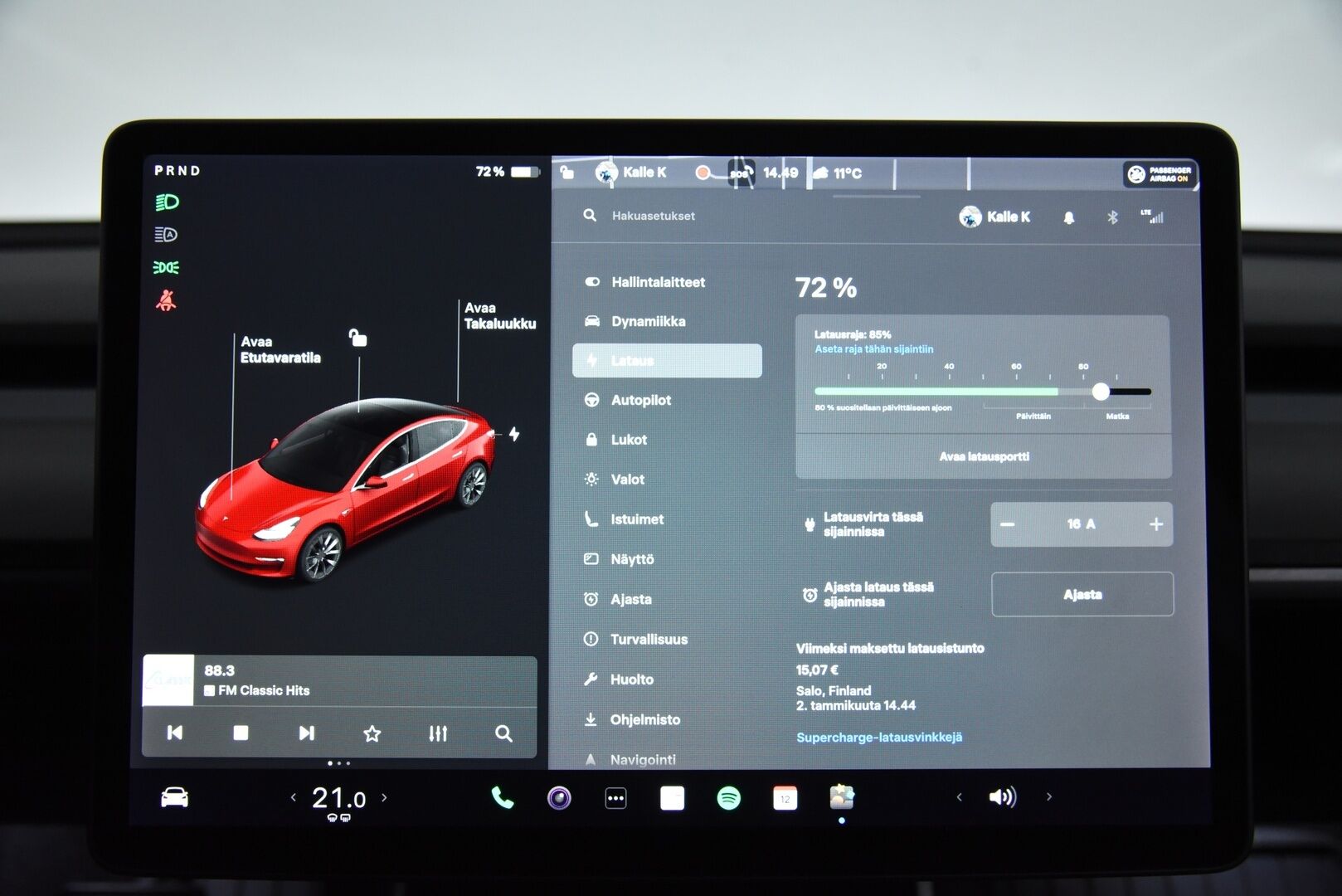 Tesla Model 3 2019 Long-Range Dual Motor AWD / Autopilot / P-Kamera / Premium Audio / Nahat / Lasikatto / Autopilot / - Kahdet renkaat omilla aluvanteilla / Akku kuntotarkistettu