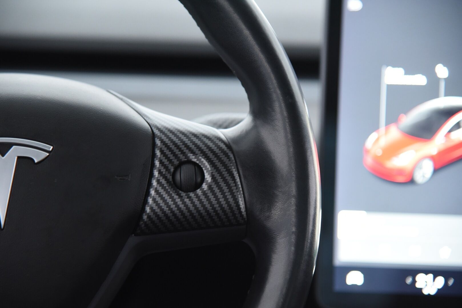 Tesla Model 3 2019 Long-Range Dual Motor AWD / Autopilot / P-Kamera / Premium Audio / Nahat / Lasikatto / Autopilot / - Kahdet renkaat omilla aluvanteilla / Akku kuntotarkistettu