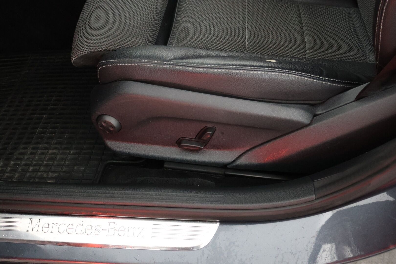 Mercedes-Benz C 2016 350 e T A Premium Business - Myydään huutokaupat.com:issa eniten tarjoavalle! - KORKO VAIN 3,99 %