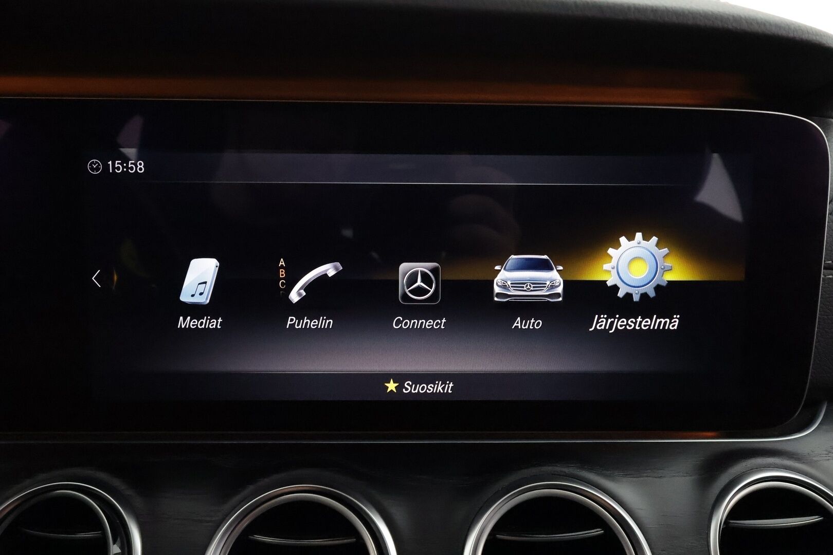 Mercedes-Benz E 2020 300 de A Business Avantgarde EQ Power * Distronic+ / Multibeam / P.kamera / Sportpenkit / Koukku / Burmester / Navi * - 2x Latauskaapelit - HULLU BLACKWEEK KORKOTARJOUS 2,49%