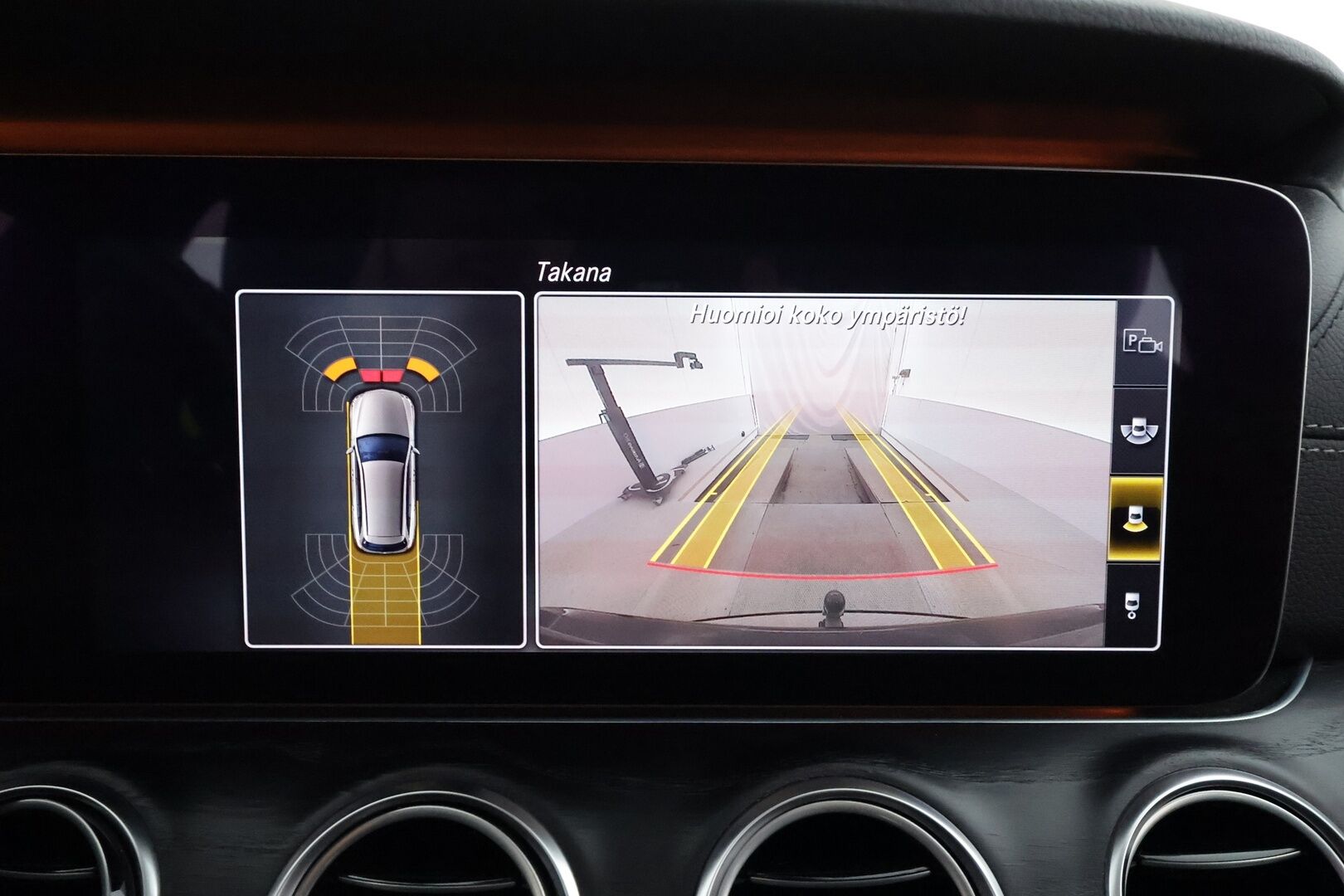 Mercedes-Benz E 2020 300 de A Business Avantgarde EQ Power * Burmester / Distronic+ / Multibeam / P.kamera / Sportpenkit / Koukku / Navi * - Huippuvarusteltu - HULLUT AVAJAISHULINAT KORKOTARJOUS 3,29 %