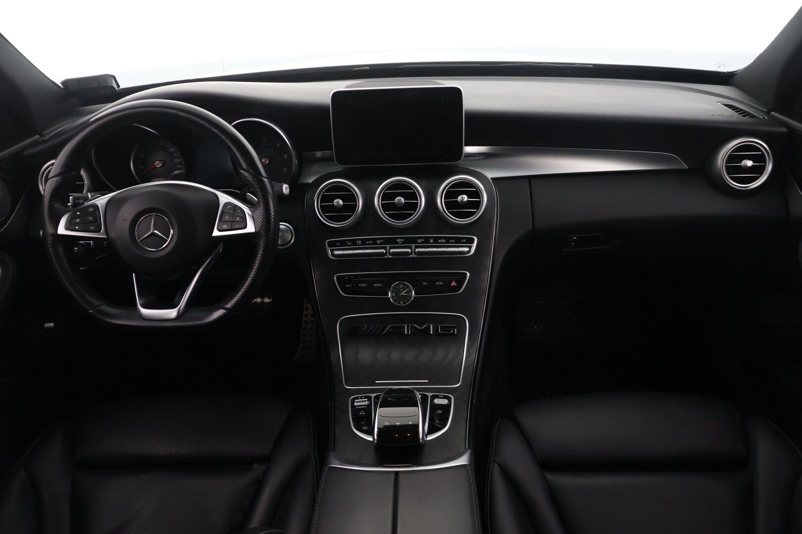 Mercedes-Benz C 2018 C 220 d 4MATIC AMG - * AMG / Burmester / Panoraama / Koukku / LED / BC-Racing / Nahat *
