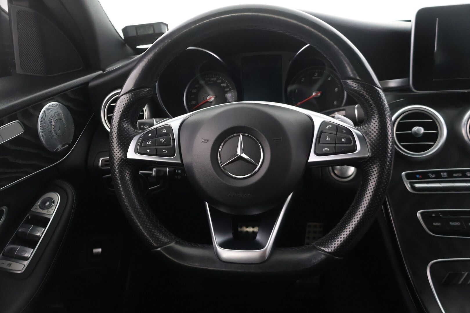 Mercedes-Benz C 2018 C 220 d 4MATIC AMG - * AMG / Burmester / Panoraama / Koukku / LED / BC-Racing / Nahat *