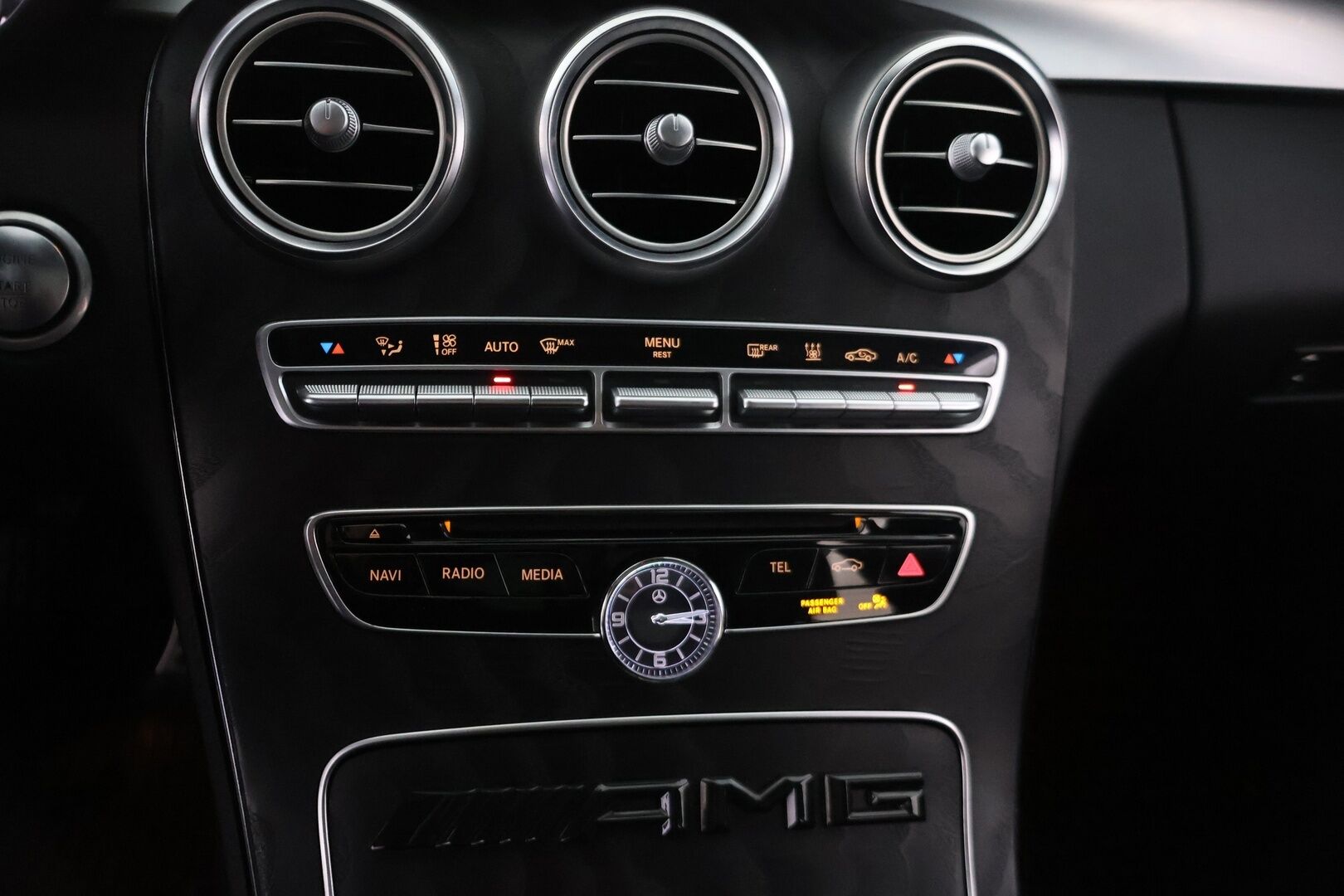 Mercedes-Benz C 2018 C 220 d 4MATIC AMG - * AMG / Burmester / Panoraama / Koukku / LED / BC-Racing / Nahat *