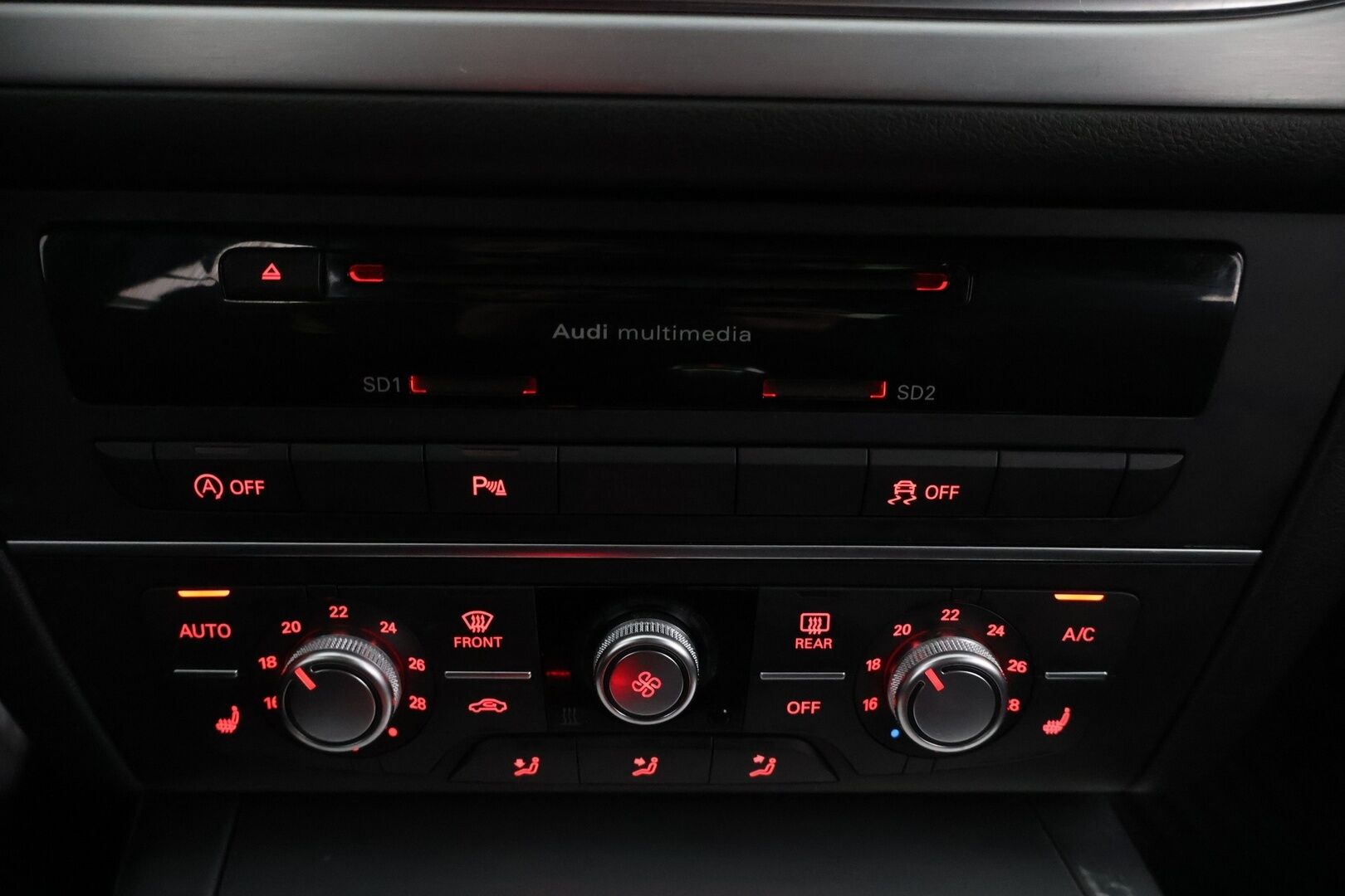 Audi A6 2018 Avant S line Business Sport 2,0 TDI 140 kW quattro S tronic - | Webasto | LED | Koukku | Flat bottom | Tutkat | Vakkari | Hihna tehty 8/2025 |