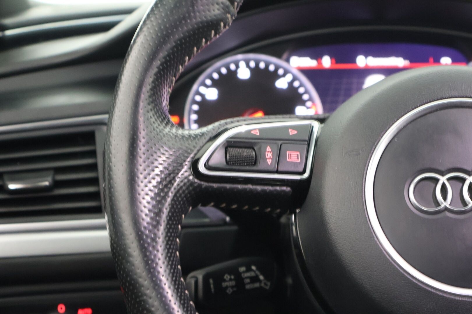 Audi A6 2018 Avant S line Business Sport 2,0 TDI 140 kW quattro S tronic - | Webasto | LED | Koukku | Flat bottom | Tutkat | Vakkari | Hihna tehty 8/2025 |