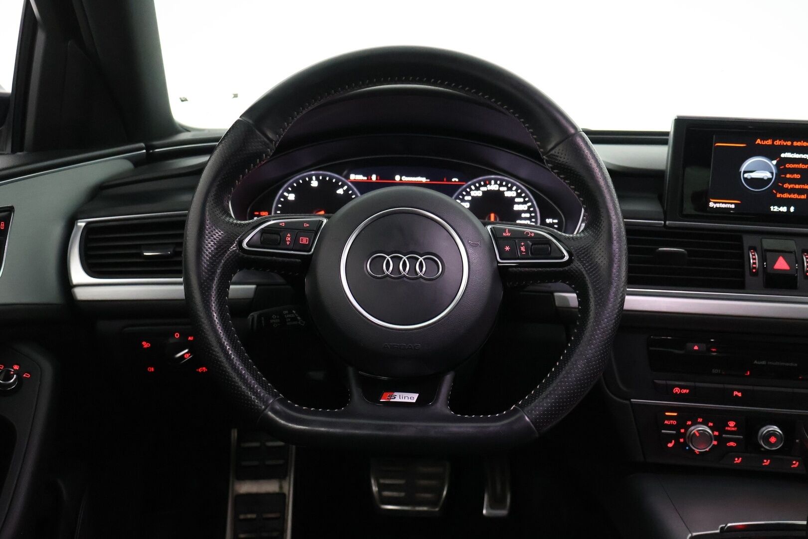 Audi A6 2018 Avant S line Business Sport 2,0 TDI 140 kW quattro S tronic - | Webasto | LED | Koukku | Flat bottom | Tutkat | Vakkari | Hihna tehty 8/2025 |