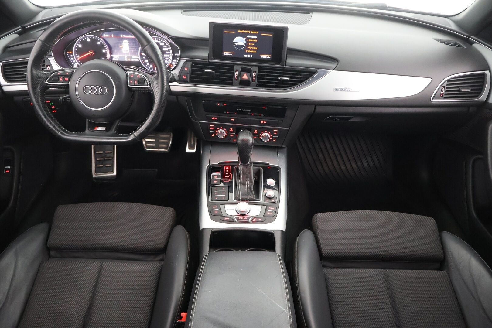 Audi A6 2018 Avant S line Business Sport 2,0 TDI 140 kW quattro S tronic - | Webasto | LED | Koukku | Flat bottom | Tutkat | Vakkari | Hihna tehty 8/2025 |