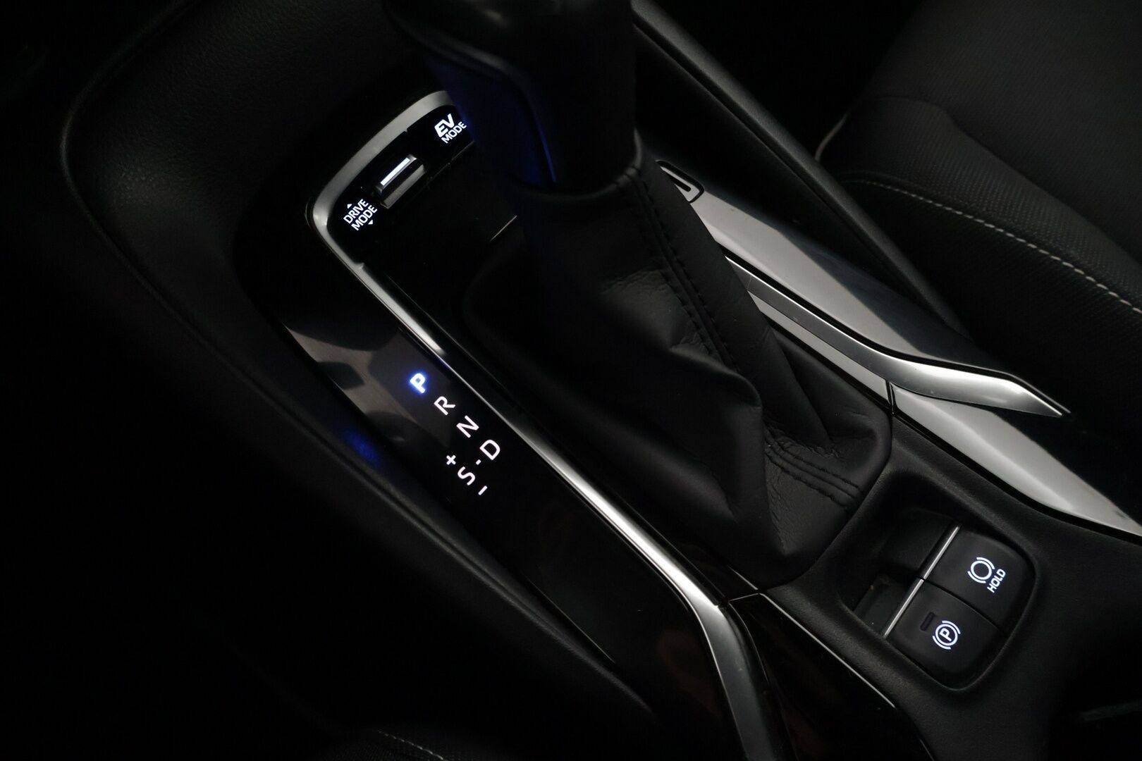 Toyota Corolla 2019 Touring Sports 2,0 Hybrid Active * Adapt-Vakkari / P-Kamera / Keyless / NAVI / Kaistavahti * - HULLUT AVAJAISHULINAT KORKOTARJOUS 3,29 %